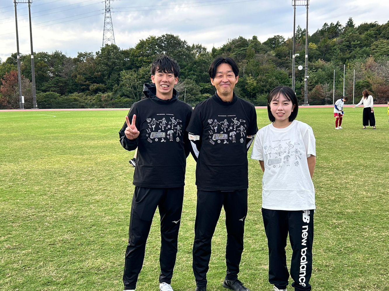 本学の学生と卒業生が「ディアヴォロッソ広島」のメディカルトレーナーである上川准教授の活動に同行しました。【理学療法学専攻】